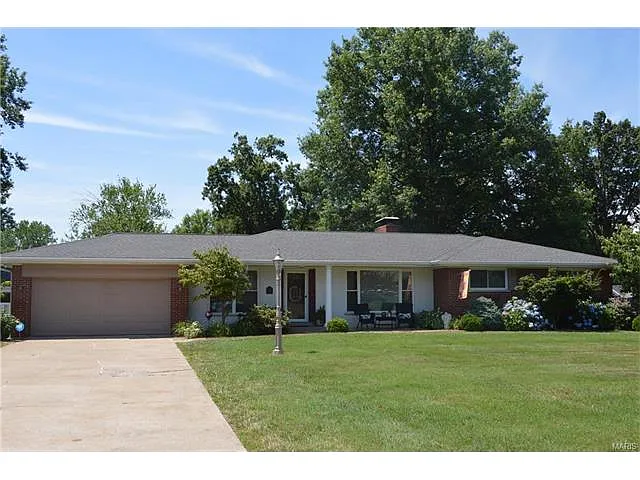 10744 Leebur Dr photo 1