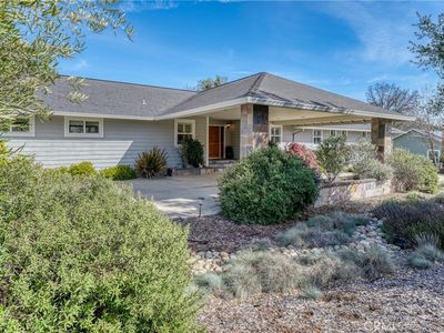 1050 Oak Park Way, Lakeport, CA, 95453