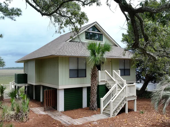 831 Marsh Dunes Rd, Saint Helena Island, SC 29920