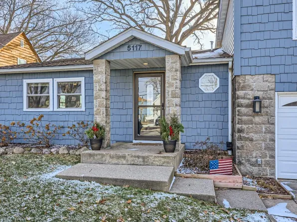 5117 Tuxedo Blvd, Mound, MN 55364