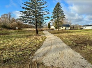 5707 Ten Mile Rd, Burlington, MI 49029