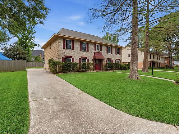 3rd image of 8115 Theisswood Rd