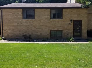 88A Locust Ridge Dr, Pittsburgh, PA 15209