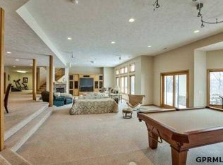 3501 N 216th St, Elkhorn, NE 68022