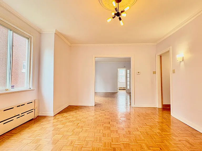 6345 Morrowfield Ave — Photo 14
