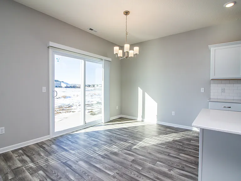 1003 W Hamilton Rd N — Photo 13