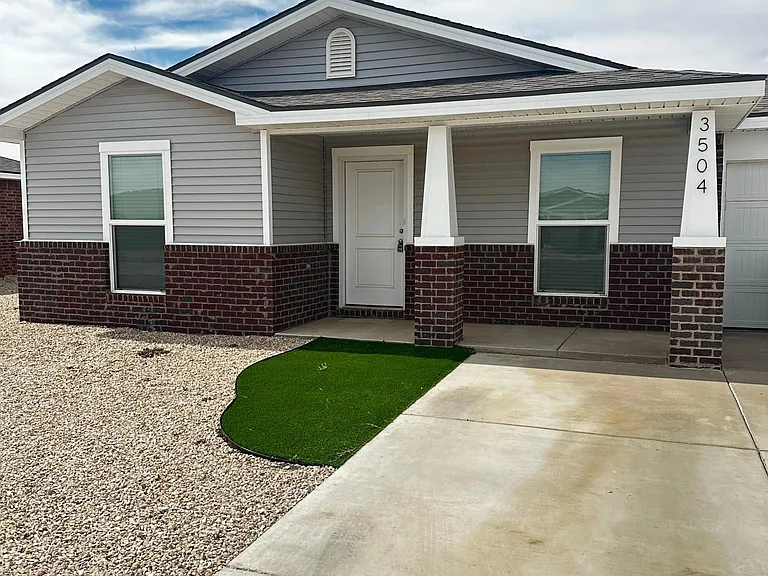 3504 Tiffin Ave — Photo 2