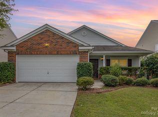 4723 Mortonhall Rd, Charlotte, NC 28215