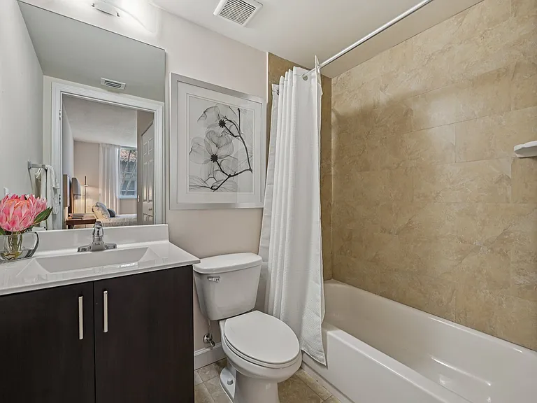 Gran Vista at Doral — Photo 13