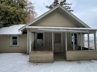 201 Painted Rocks Dr, Yakima, WA 98908