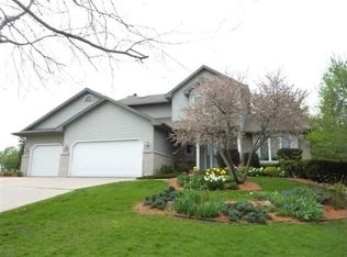 115 Arbury Ct, Cottage Grove, WI 53527