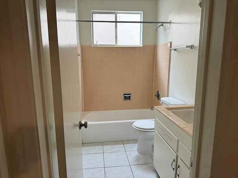 1037 S Holt Ave #3 — Photo 6