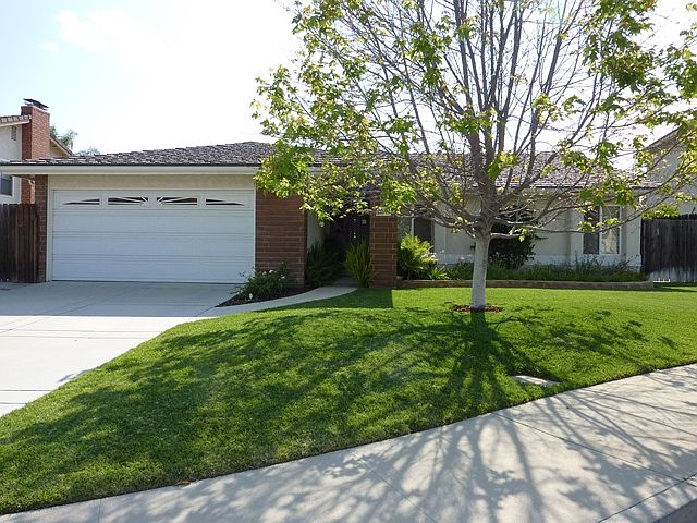 1st image of 2089 Viking Dr