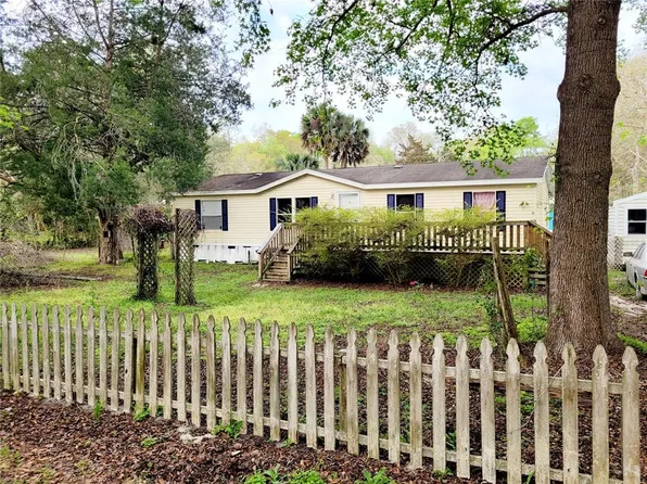 1191 Hough St, Bell, FL 32619