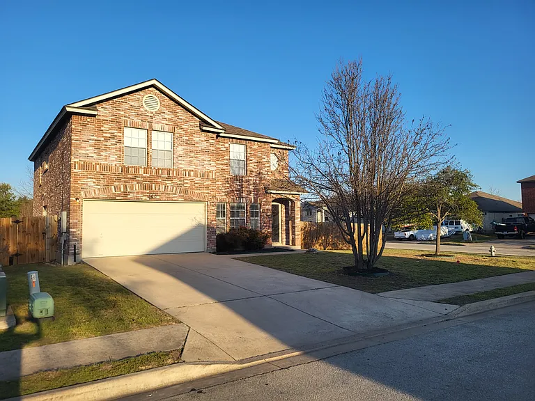 Nice corner lot, lots of parking