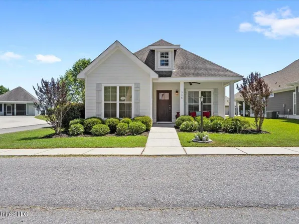338 Mount Pleasant Dr, Hattiesburg, MS 39402