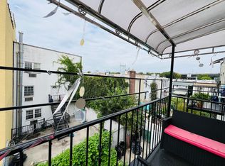 25-40 22nd St #2AZ, Astoria, NY 11102