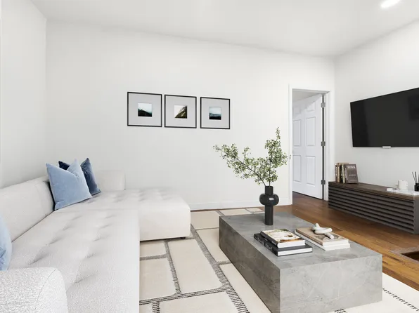 818 10th Avenue image 1 of 8