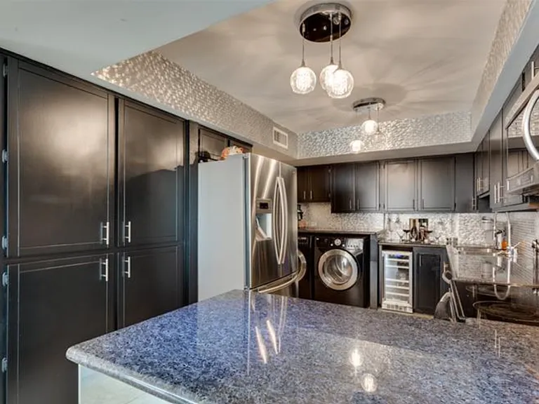 205 E Harmon Ave #807 — Photo 6