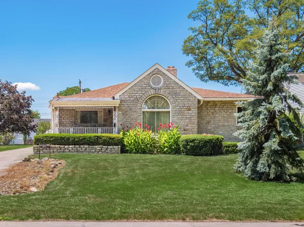 387 Demorest Ave, Columbus, OH 43204