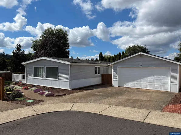 2120 Robins Ln SE Unit 101, Salem, OR 97306