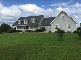 5404 SW Valencia Rd, Topeka, KS 66610