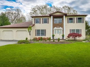 16 Arcadian Dr, Spring Valley, NY 10977