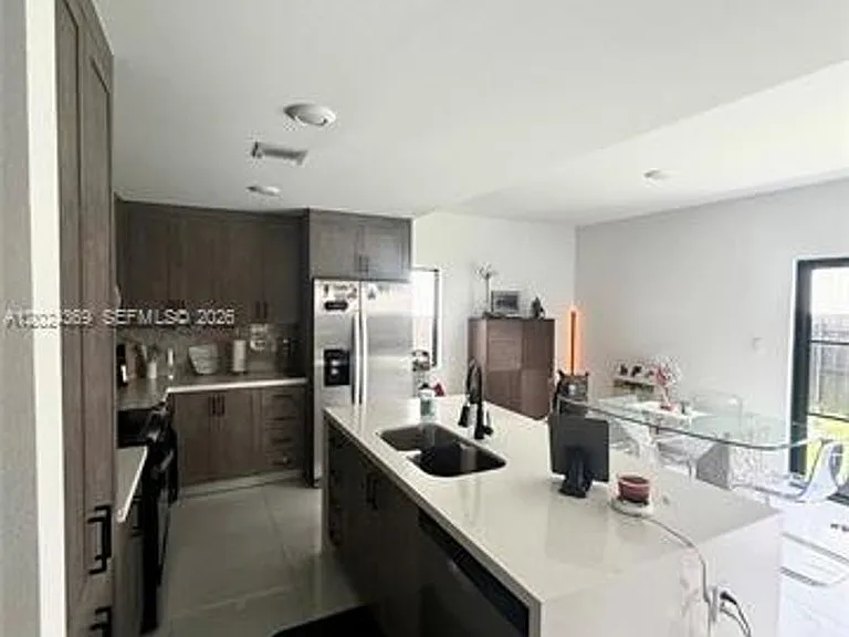 1327 NW 2nd Ln — Photo 21