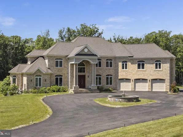 5848 Doyle Rd, Clifton, VA 20124