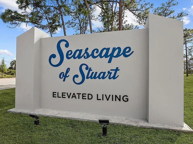 Seascape of Stuart — Photo 63