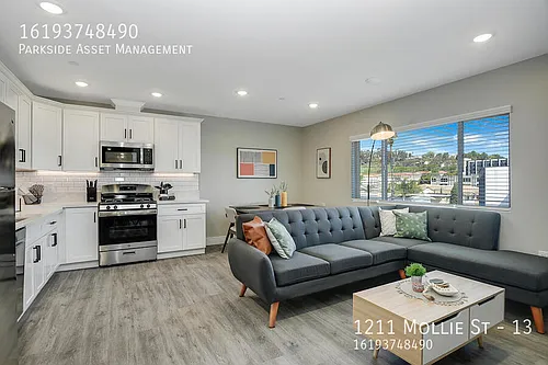 1211 Mollie St Photo 1
