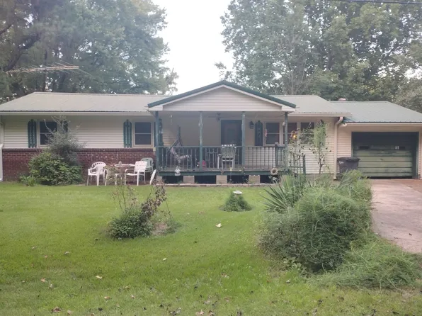 903 Church St, Troy, TN 38260