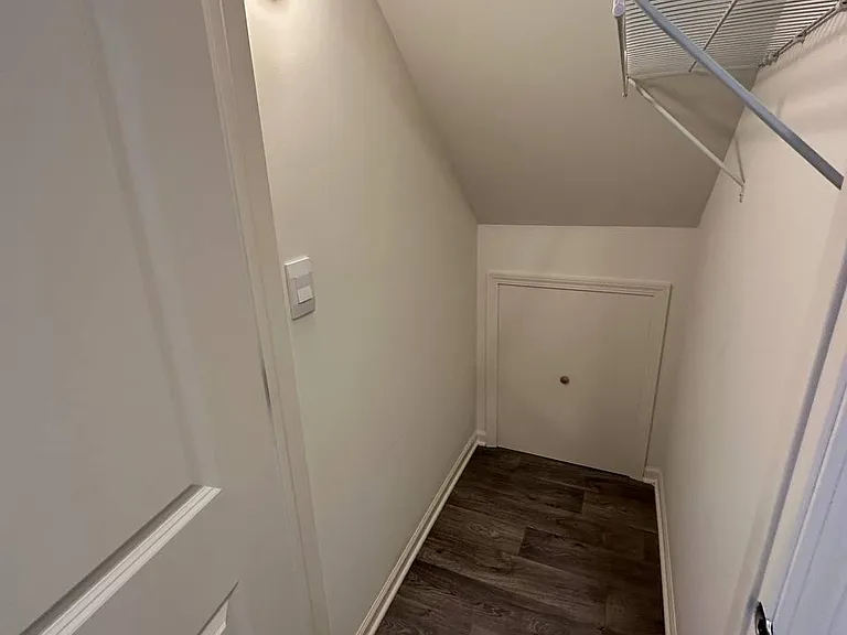 870 Briar Glen Ct — Photo 17