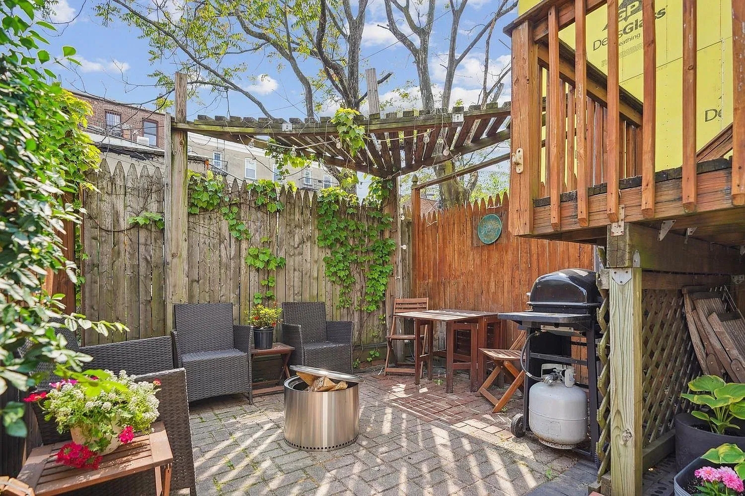 1 bed, 1.0 bath, 663 sqft, $3,400 — Photo 1