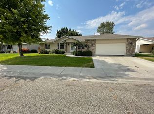 611 Pine St, Gooding, ID 83330