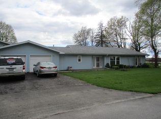 5300 S 2nd St, Springfield, IL 62703