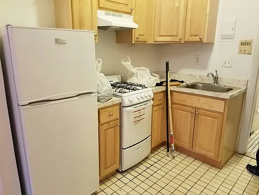 Rented by Prince Real Estate Associates LLC | media 11