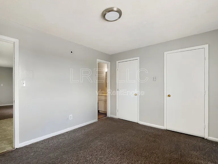 176 Thistlewood Ave #12 — Photo 6