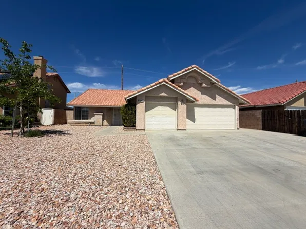 1725 Windsor Pl, Palmdale, CA 93551