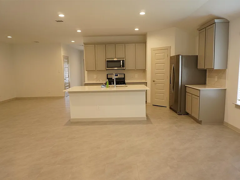 3966 Canyon Shore Ln — Photo 7