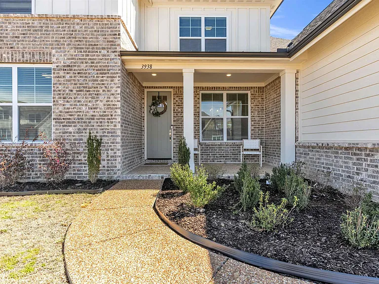 3938 McElroy Farms Dr — Photo 7