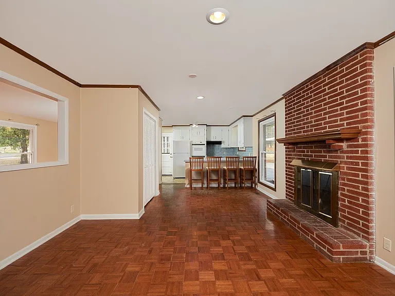 512 S Pawnee Dr — Photo 12