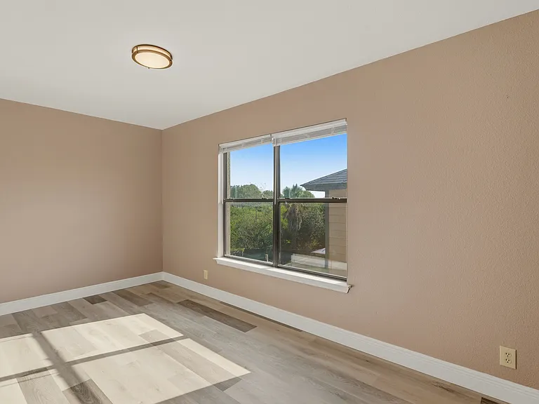 7338 Raintree Frst — Photo 11