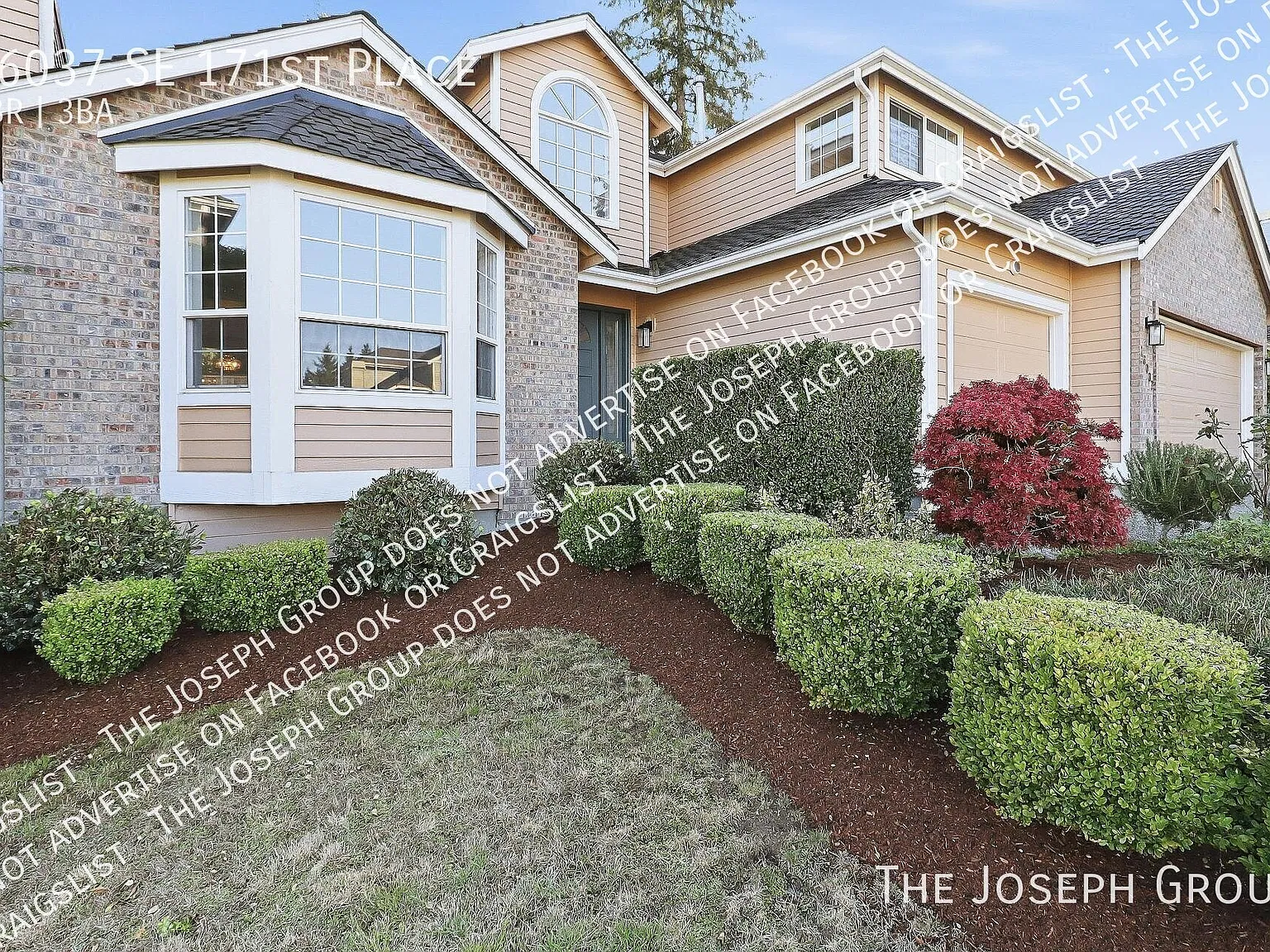 Comfort & Charm 3 Bedroom Home in Renton! — Photo 1