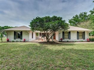 690 Forest Ln, Deland, FL 32724