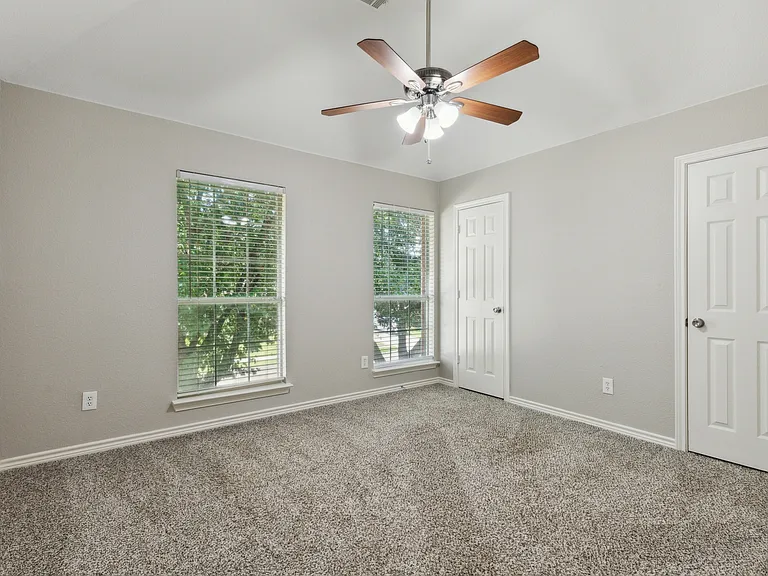 2817 Elmridge Dr — Photo 11