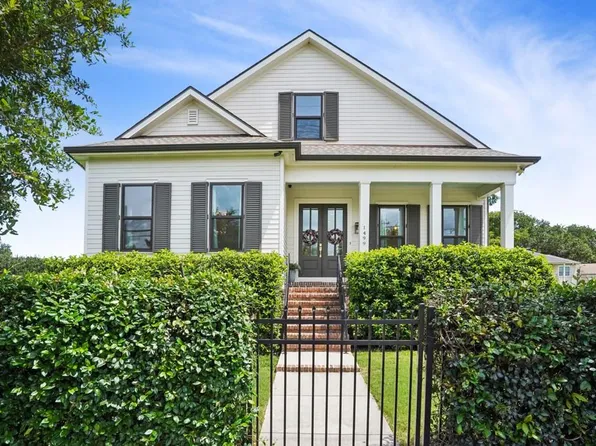 1499 Prentiss Ave, New Orleans, LA 70122