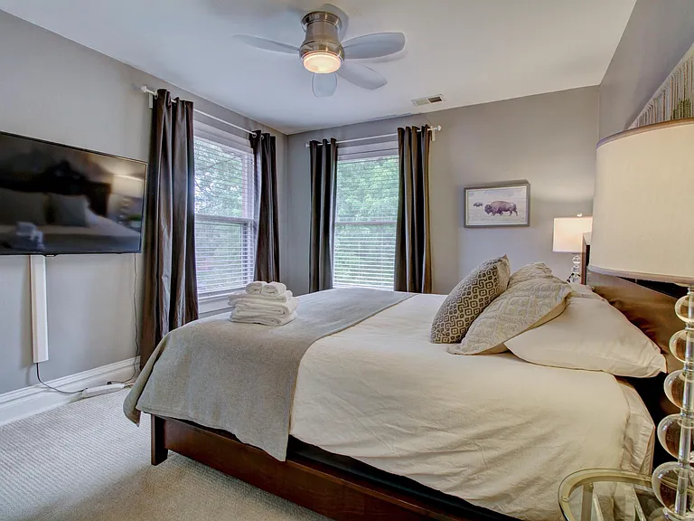 1470 Monroe St #1 — Photo 4
