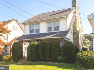 11 Shelbourne Rd, Havertown, PA 19083