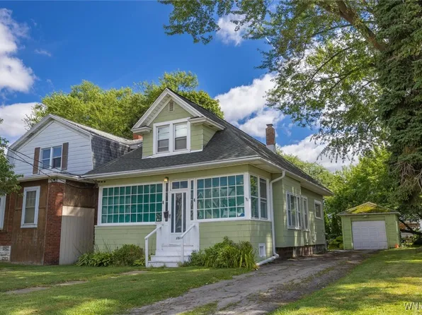 127 77th St, Niagara Falls, NY 14304